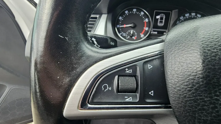 SKODA Rapid -
