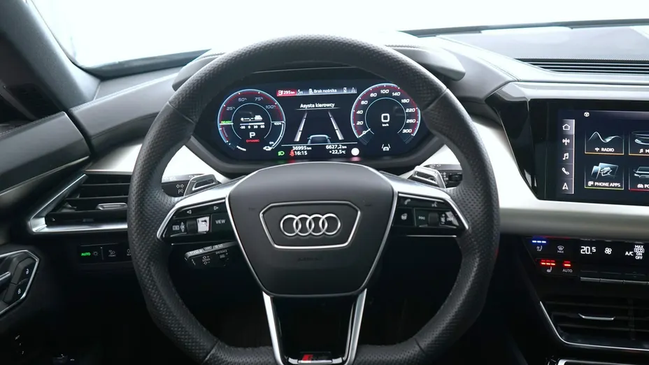 AUDI RS e-tron -