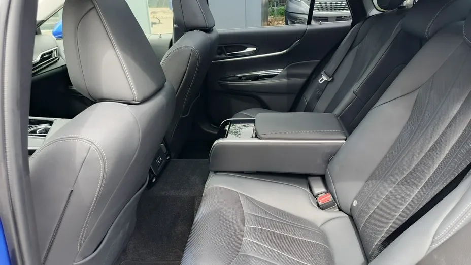 TOYOTA Mirai -