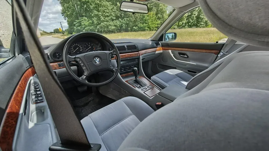 BMW Seria 7 -