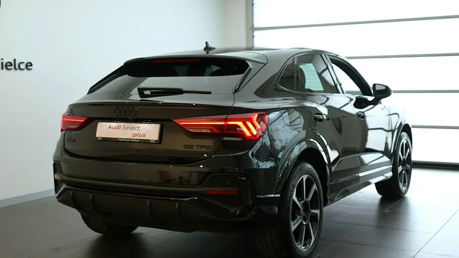 AUDI Q3 Sportback -