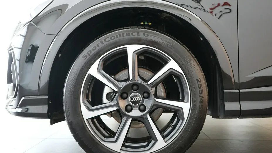 AUDI Q3 Sportback -