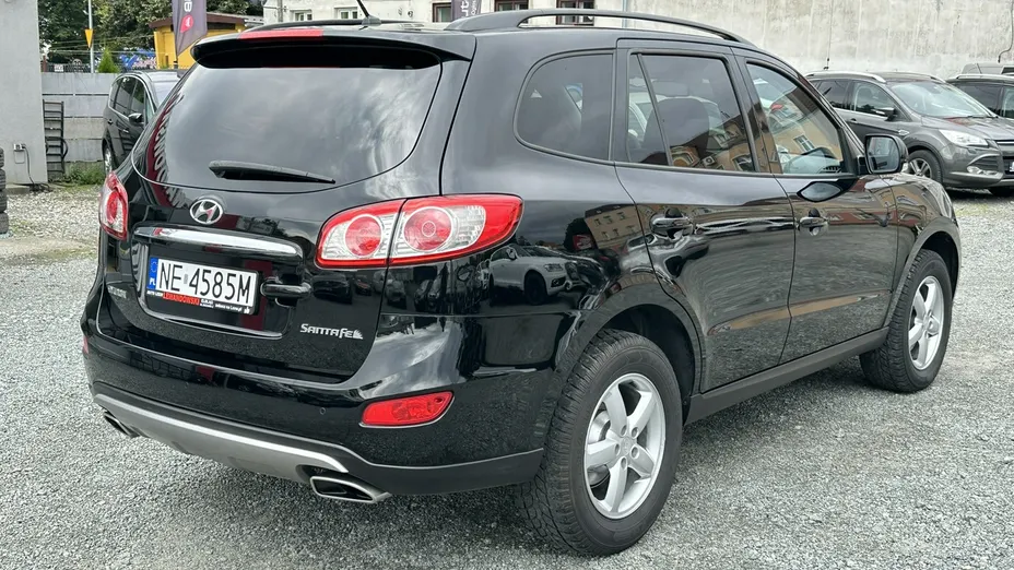 HYUNDAI Santa Fe -