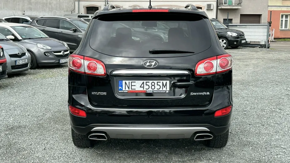 HYUNDAI Santa Fe -