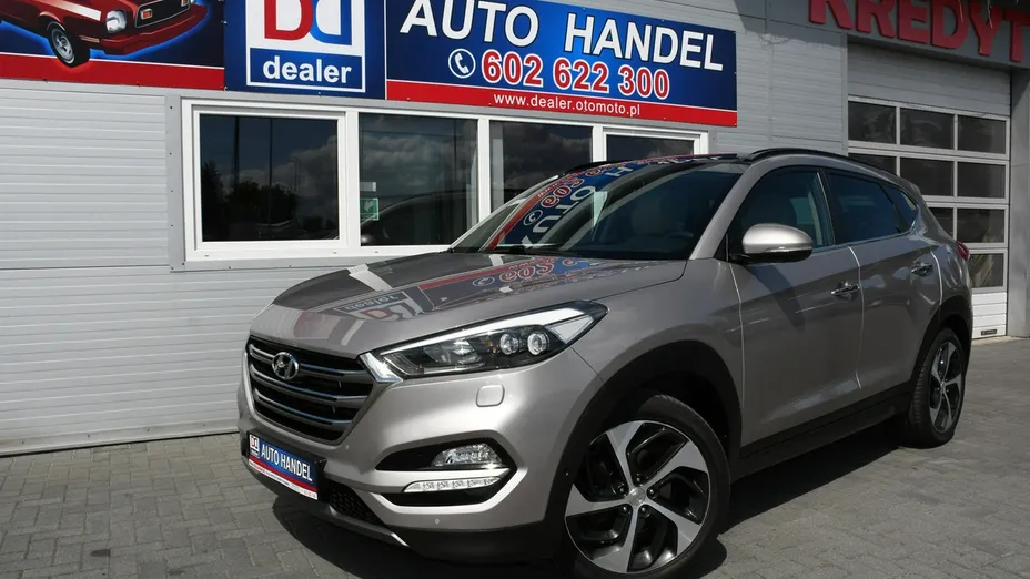 HYUNDAI Tucson -