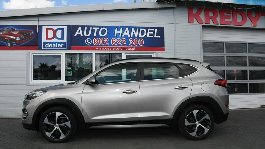 HYUNDAI Tucson -
