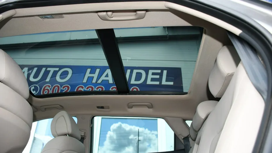 HYUNDAI Tucson -