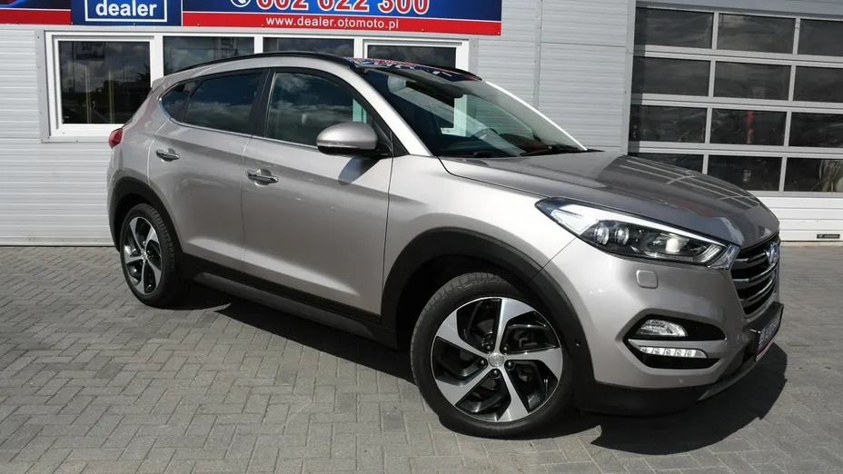 HYUNDAI Tucson -