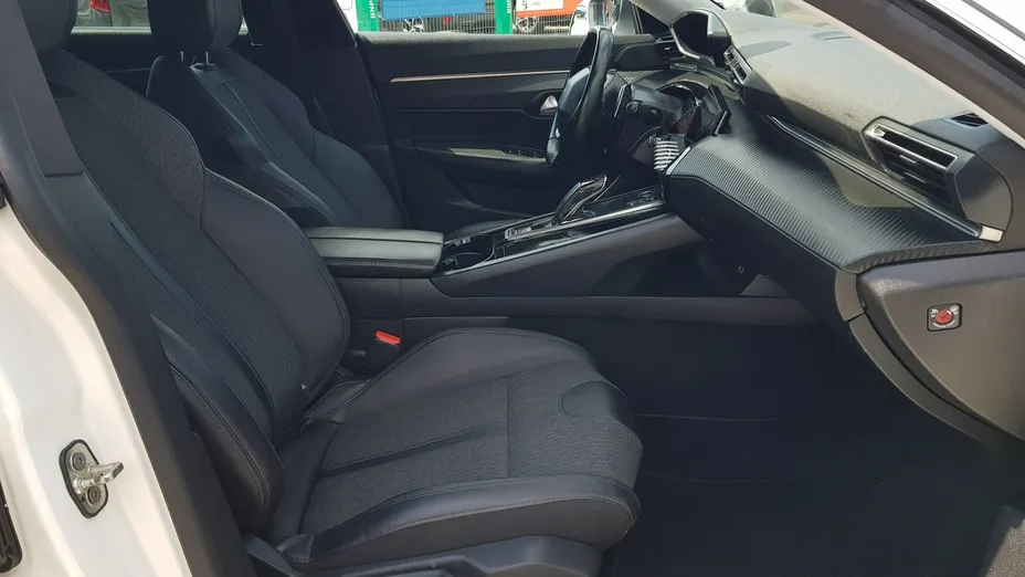 PEUGEOT 508 -