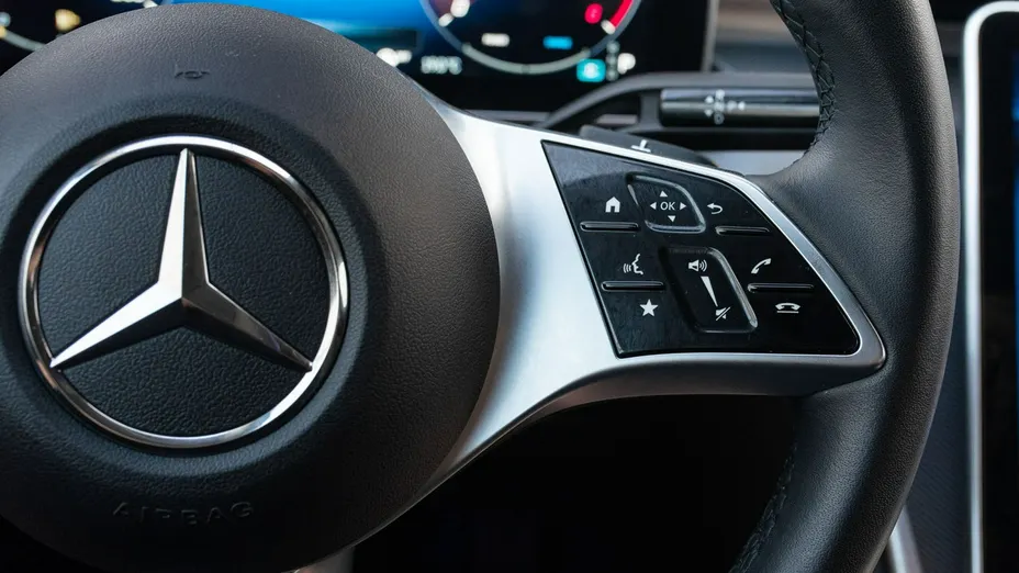 MERCEDES-BENZ C Klasa -
