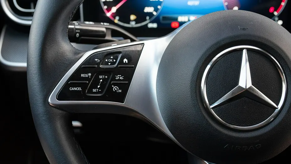 MERCEDES-BENZ C Klasa -
