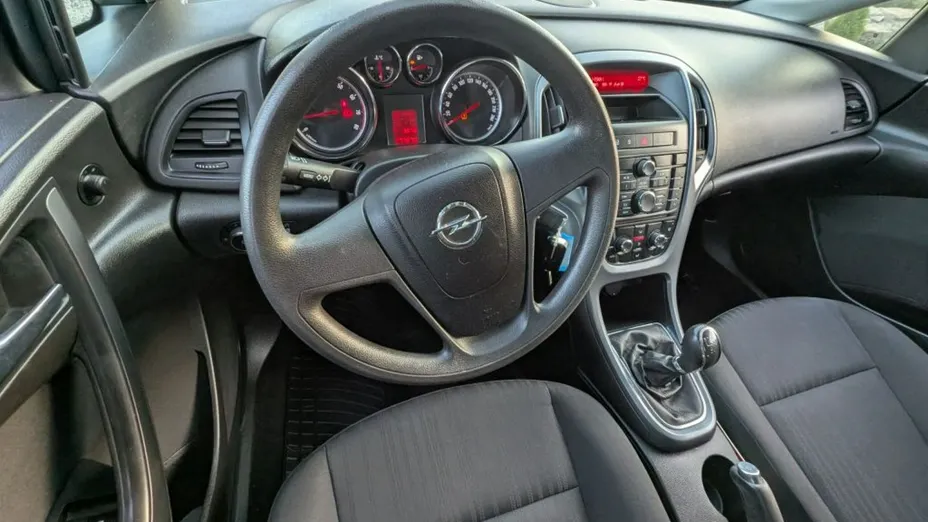 OPEL Astra -