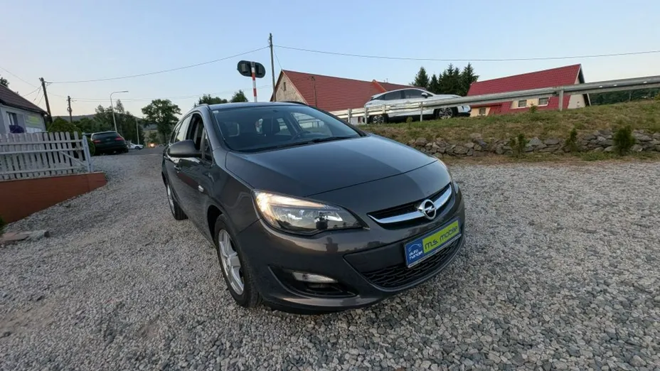 OPEL Astra -
