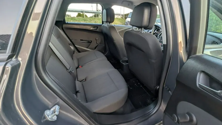 OPEL Astra -