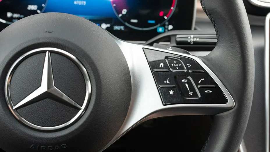 MERCEDES-BENZ C Klasa -