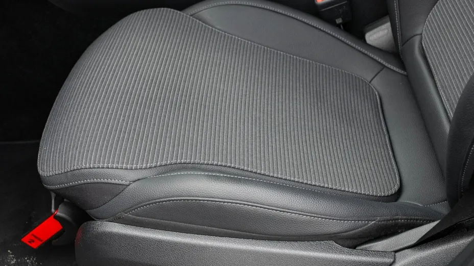 MERCEDES-BENZ C Klasa -