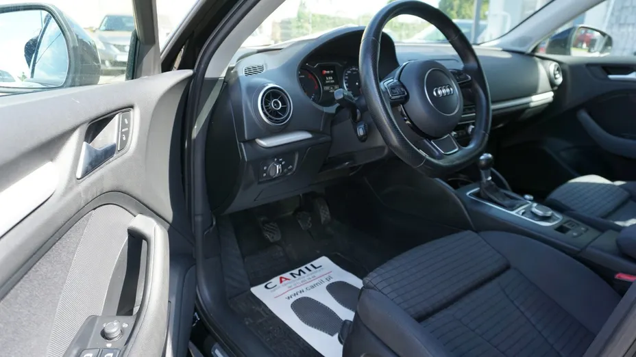 AUDI A3 Sportback -
