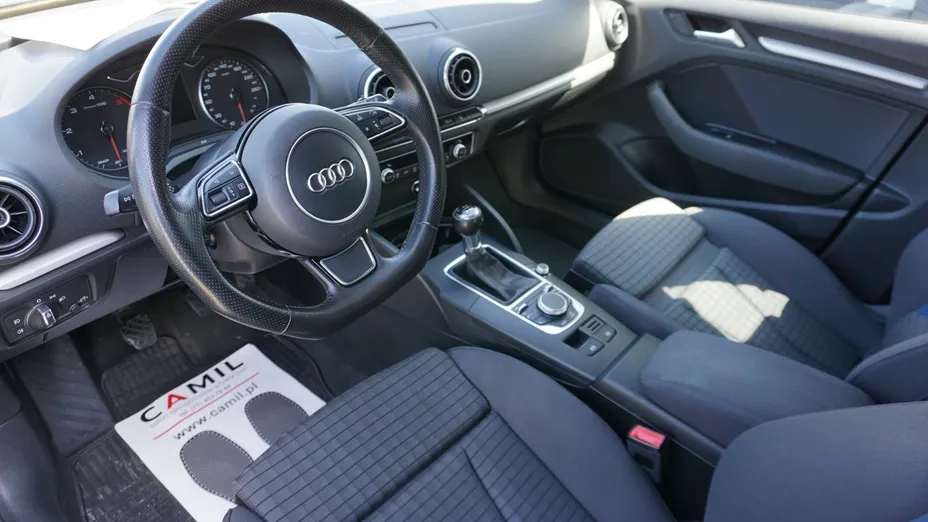 AUDI A3 Sportback -