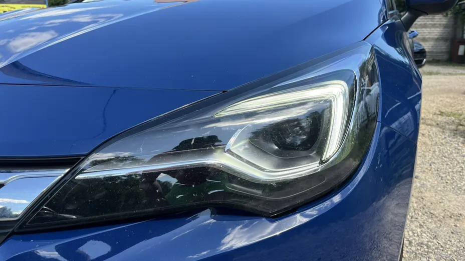 OPEL Astra -