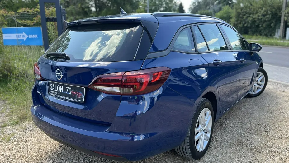 OPEL Astra -