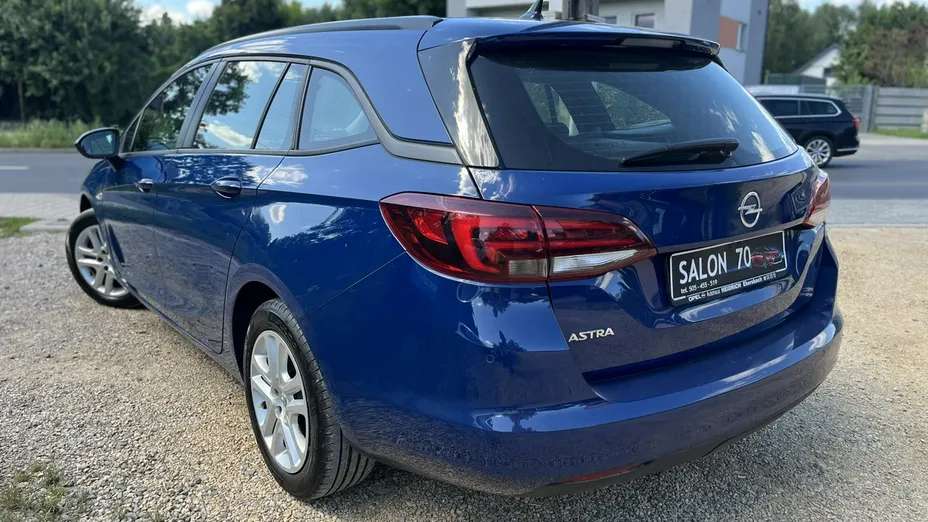 OPEL Astra -