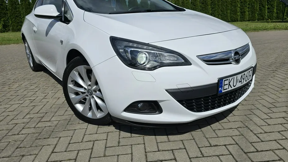 OPEL Astra -