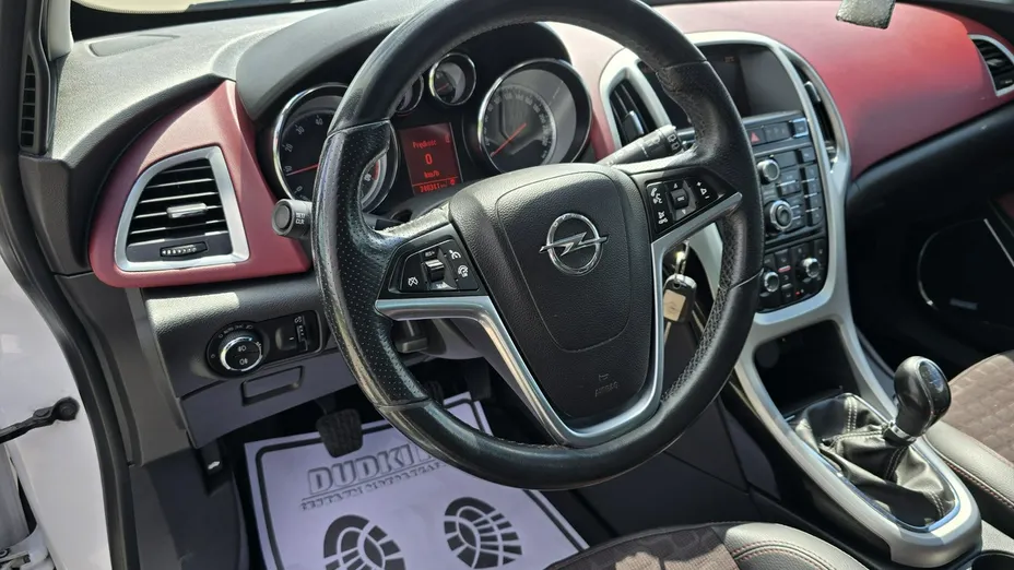 OPEL Astra -