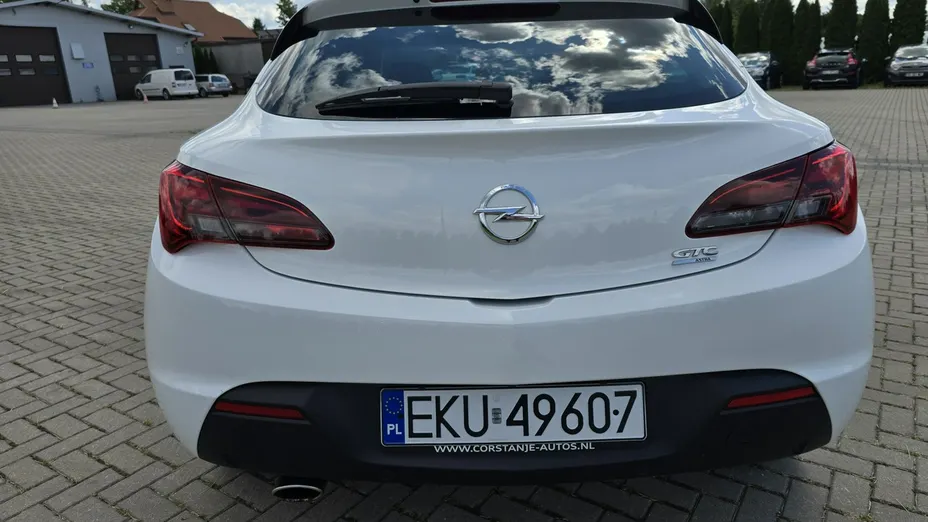 OPEL Astra -