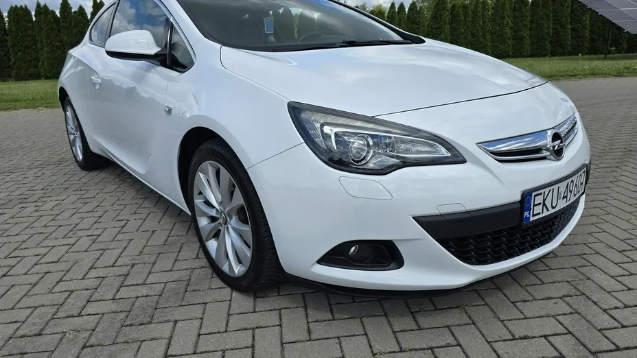 OPEL Astra -