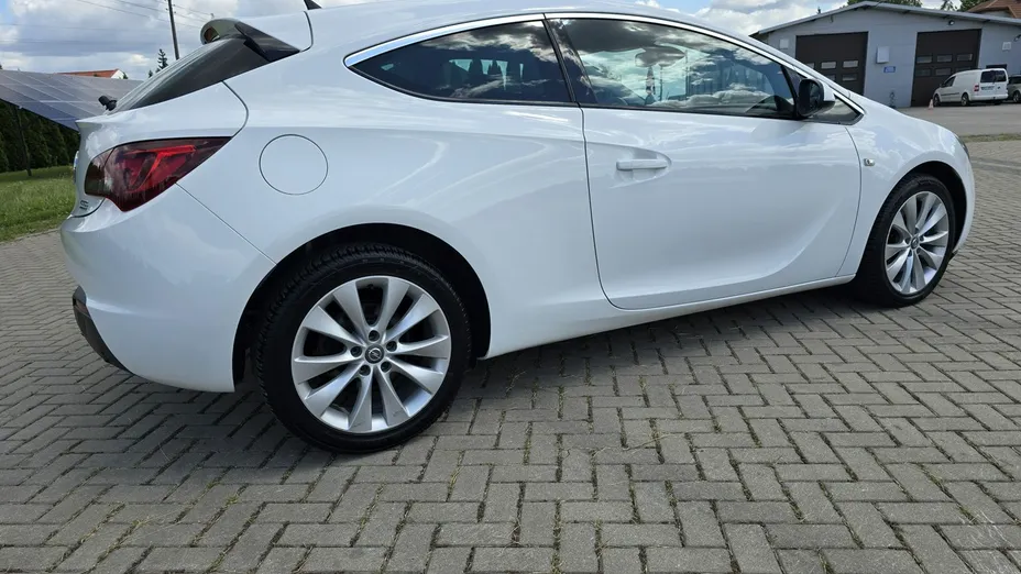 OPEL Astra -