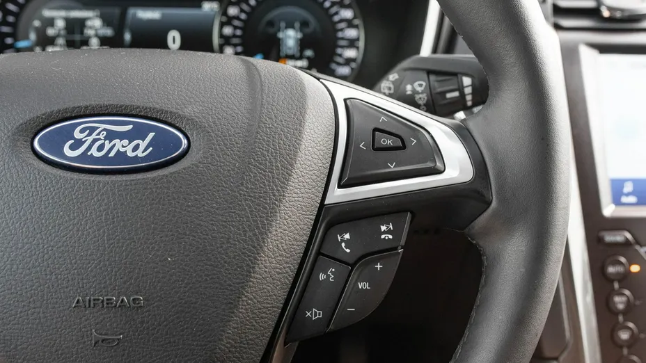 FORD Mondeo -