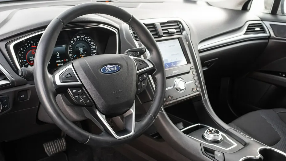 FORD Mondeo -