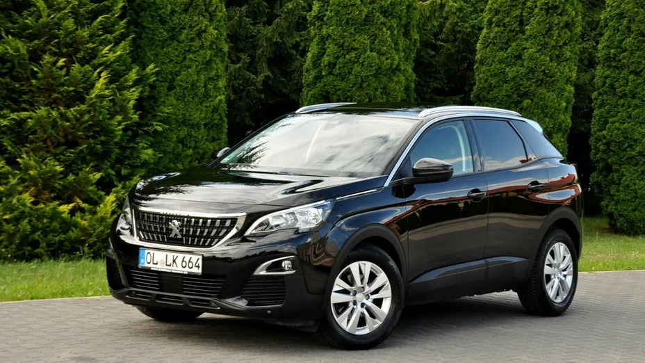 PEUGEOT 3008 -