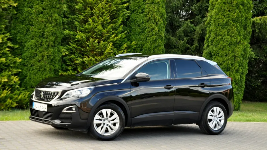 PEUGEOT 3008 -
