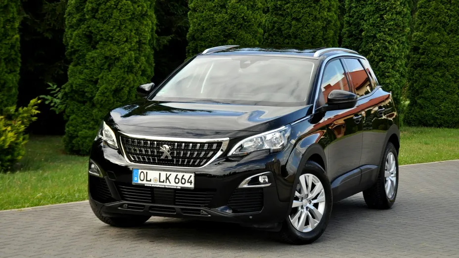 PEUGEOT 3008 -