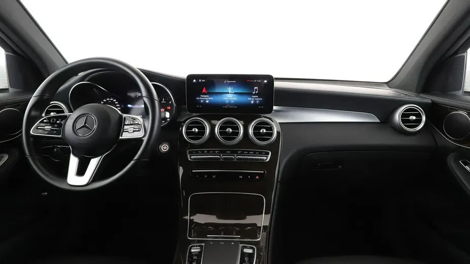 MERCEDES-BENZ GLC -