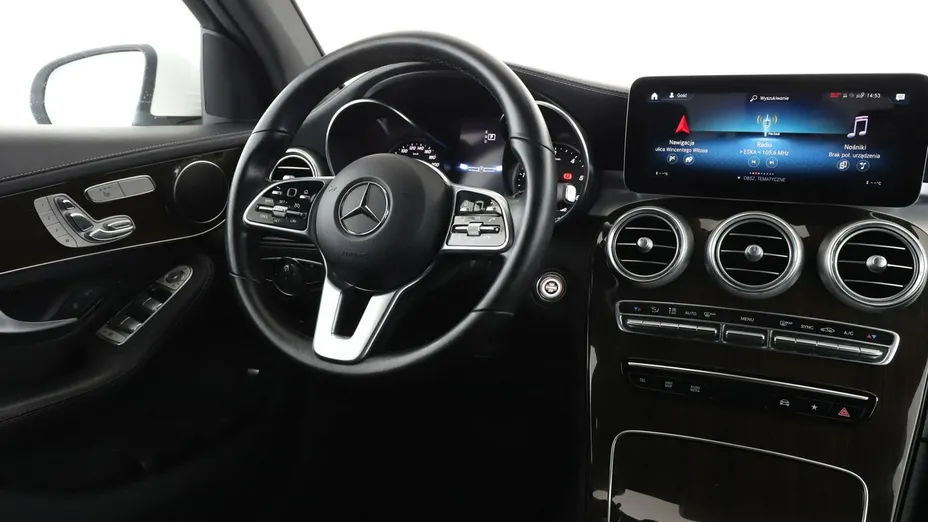 MERCEDES-BENZ GLC -
