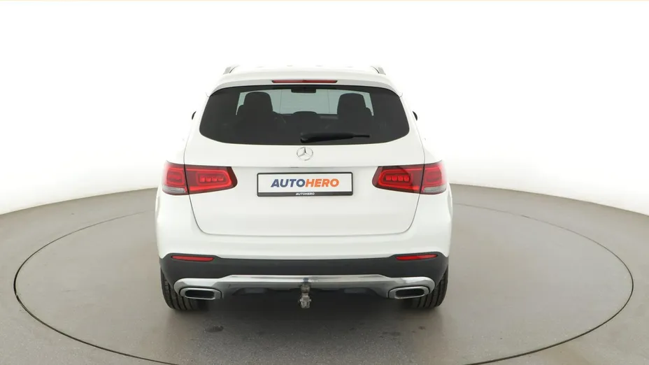 MERCEDES-BENZ GLC -