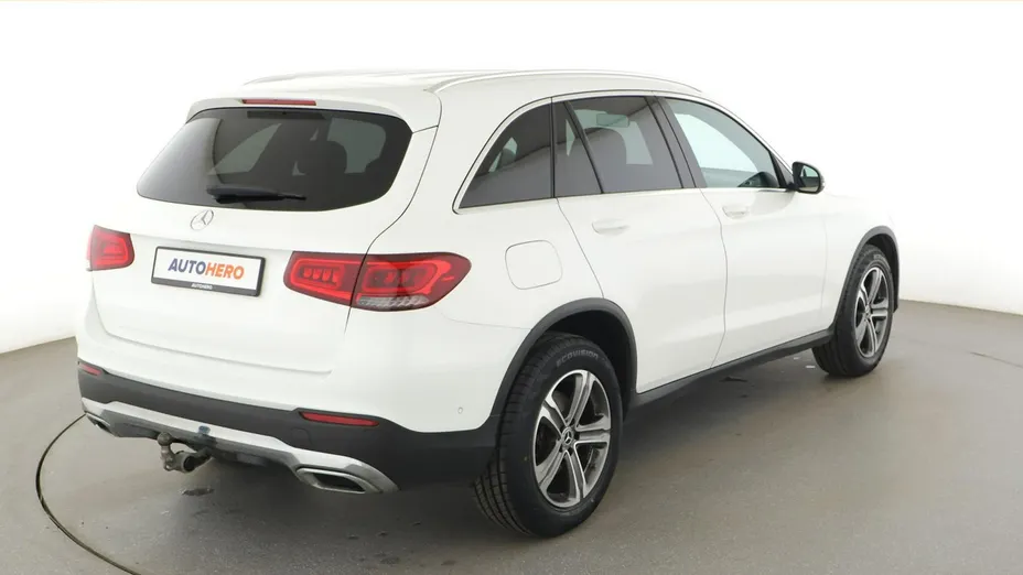 MERCEDES-BENZ GLC -