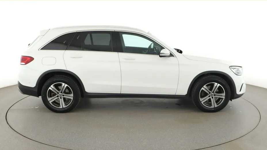 MERCEDES-BENZ GLC -