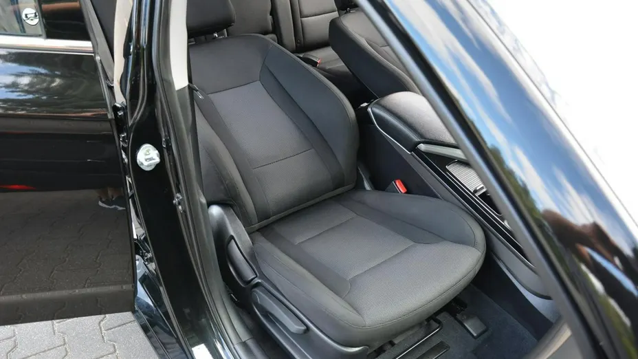 HYUNDAI i40 -