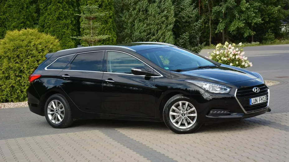 HYUNDAI i40 -