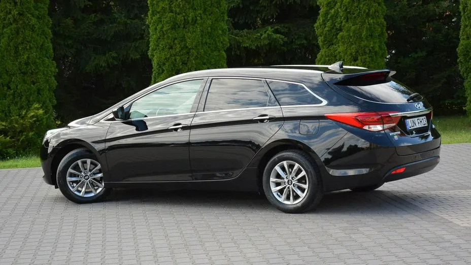 HYUNDAI i40 -