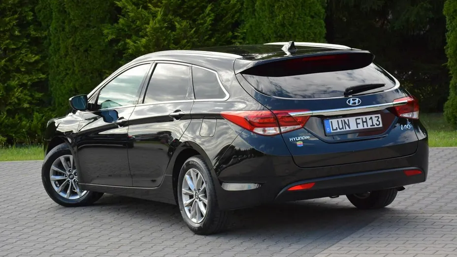 HYUNDAI i40 -