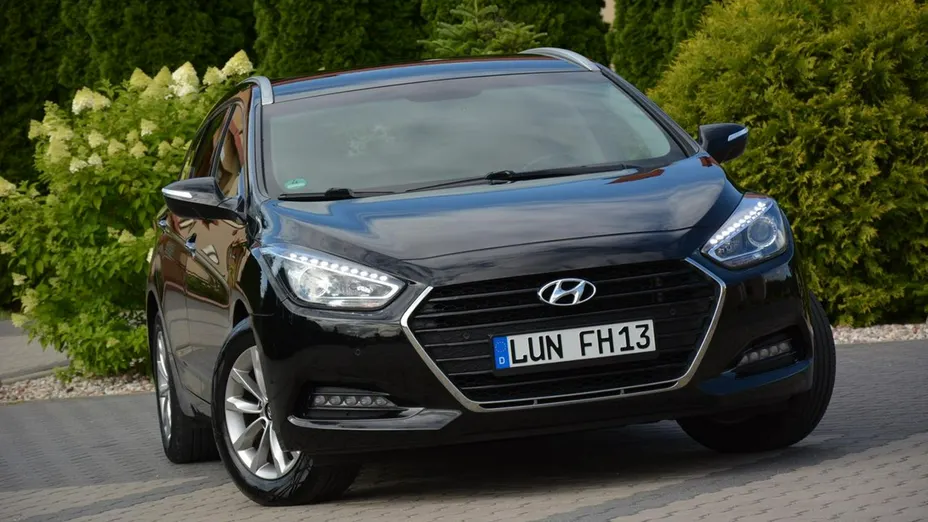 HYUNDAI i40 -