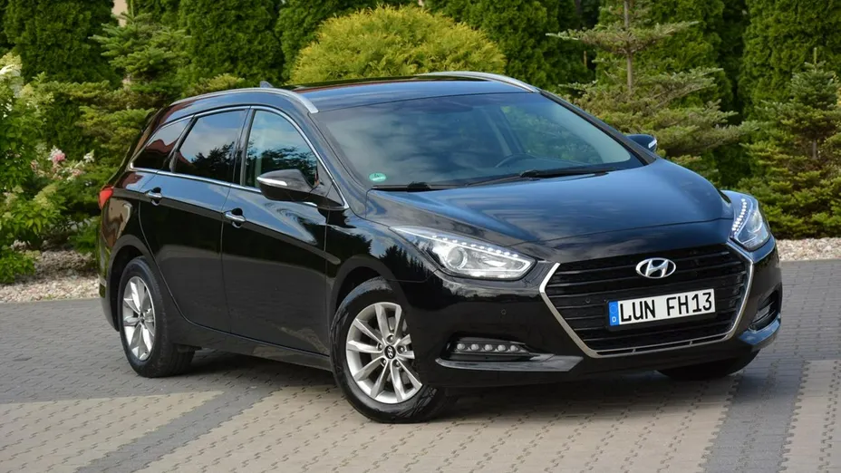 HYUNDAI i40 -
