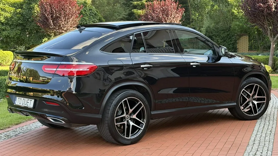 MERCEDES-BENZ GLE -