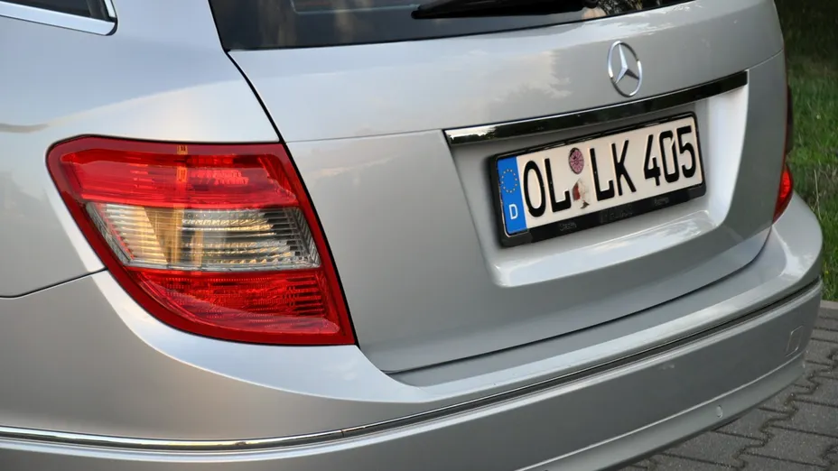 MERCEDES-BENZ C Klasa -