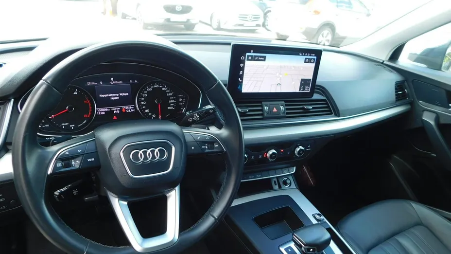 AUDI Q5 -