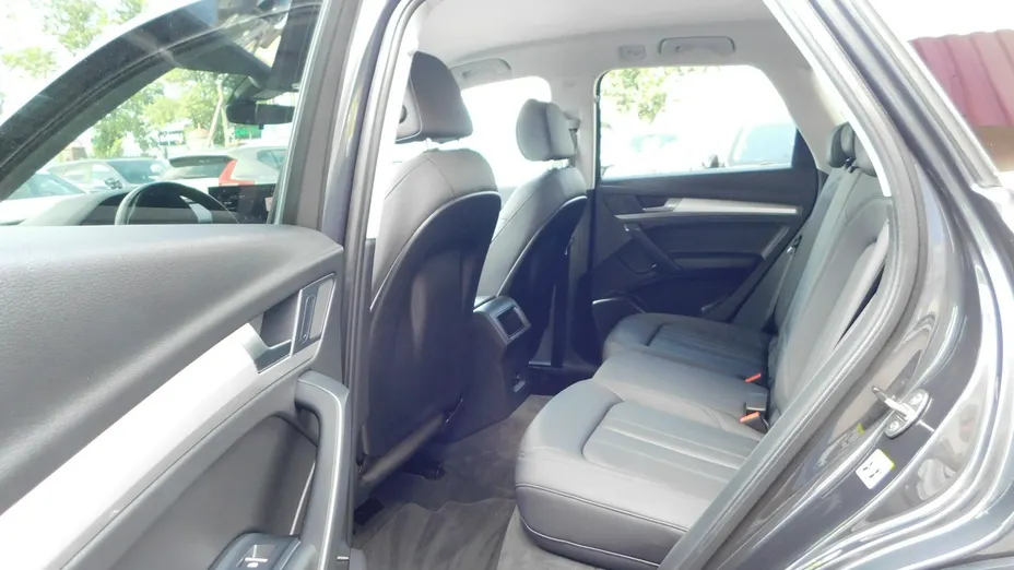 AUDI Q5 -